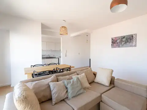 Departamento en Venta en Parque Chacabuco, USD 149.000