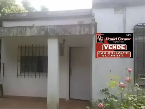 VENTA – CASA 3 AMBIENTES – LOTE DE 10 X 53 MTS.