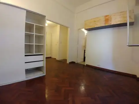 Monoambiente impecable en Recoleta $500.000+ expensas + Aysa+ luz