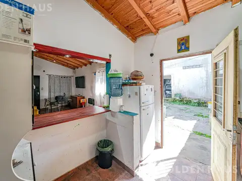 Casa 3 ambientes con 2 baños