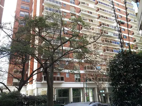 Venta departamento de 8 ambientes en Olivos