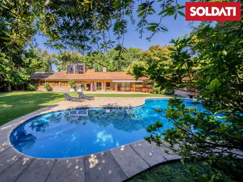 Casa en Venta con 1 cochera