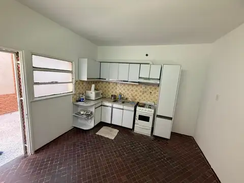 Casa en Alquiler con 1 cochera