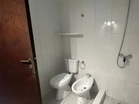 Depto Tipo Casa 4 ambientes con 1 baño