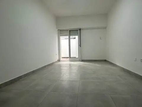 Depto Tipo Casa en Alquiler de 4 ambientes