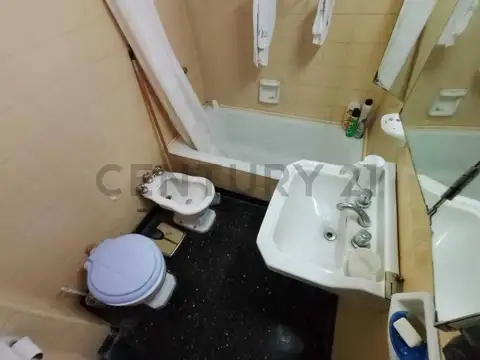 Monoambiente amoblado en excelente zona, a metros de Plaza Colón – Apto crédito