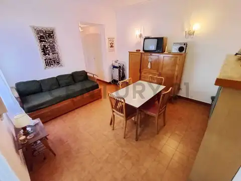 Tucumán 2200, Piso 8