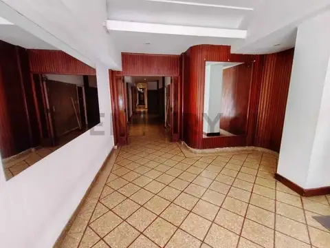 Tucumán 2200, Piso 8