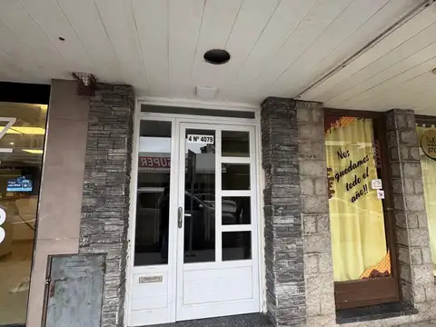 Calle 4 4000, Piso 1