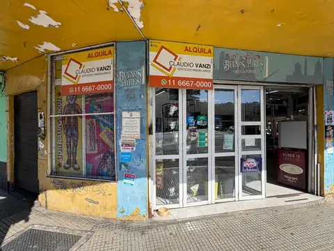 ALQUILER – LOCAL COMERCIAL EN ESQUINA ÚNICA