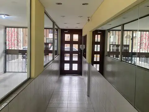 25 de mayo 400, Piso 4