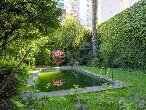 HERMOSA CASA CON PISCINA, GARAGE  CABALLITO