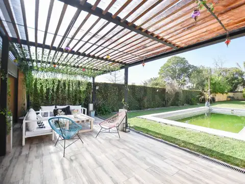 Casa en venta 3 dormitorios en Gonnet