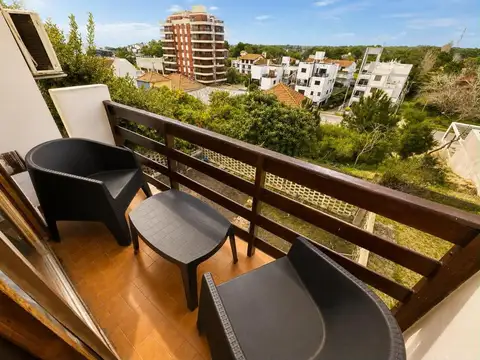 3 AMBIENTES CON VISTA AL MAR + ENTREpiso Y COCHERA