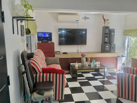 Depto Tipo Casa en Venta de 2 dormitorios