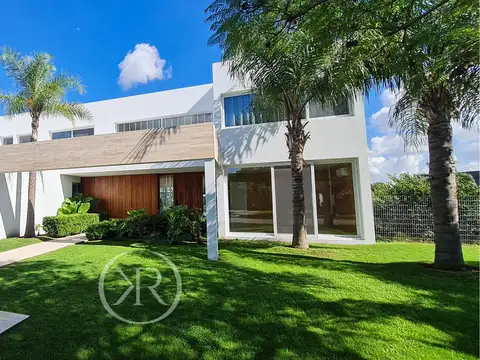 Casa  en Venta en Lagos del Golf, El Golf, Nordelta