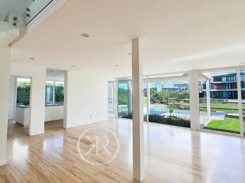 Casa en Venta de 5 dormitorios