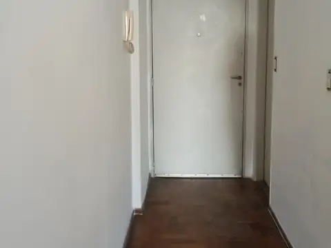 Avenida San Juan 1300, Piso 7