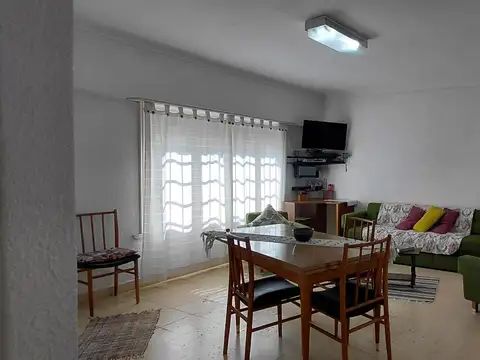 Castro Barros 2800