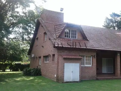 Casa en Venta de 4 dormitorios
