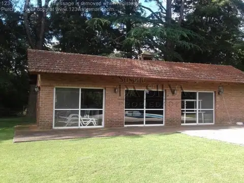 Casa 5 ambientes con 4 baños