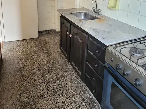 Departamento 4 ambientes con 2 baños