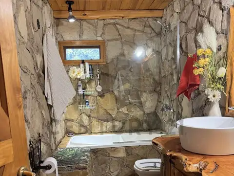 VENTA CASA SAN MARTIN DE LOS ANDES. BARRIO RUCA HUE