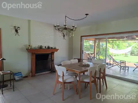 Casa en Venta con 1 cochera
