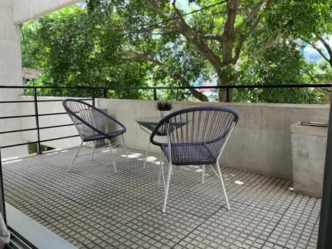 ALQUILER | 2 AMBIENTES CON COCHERA – SAAVEDRA