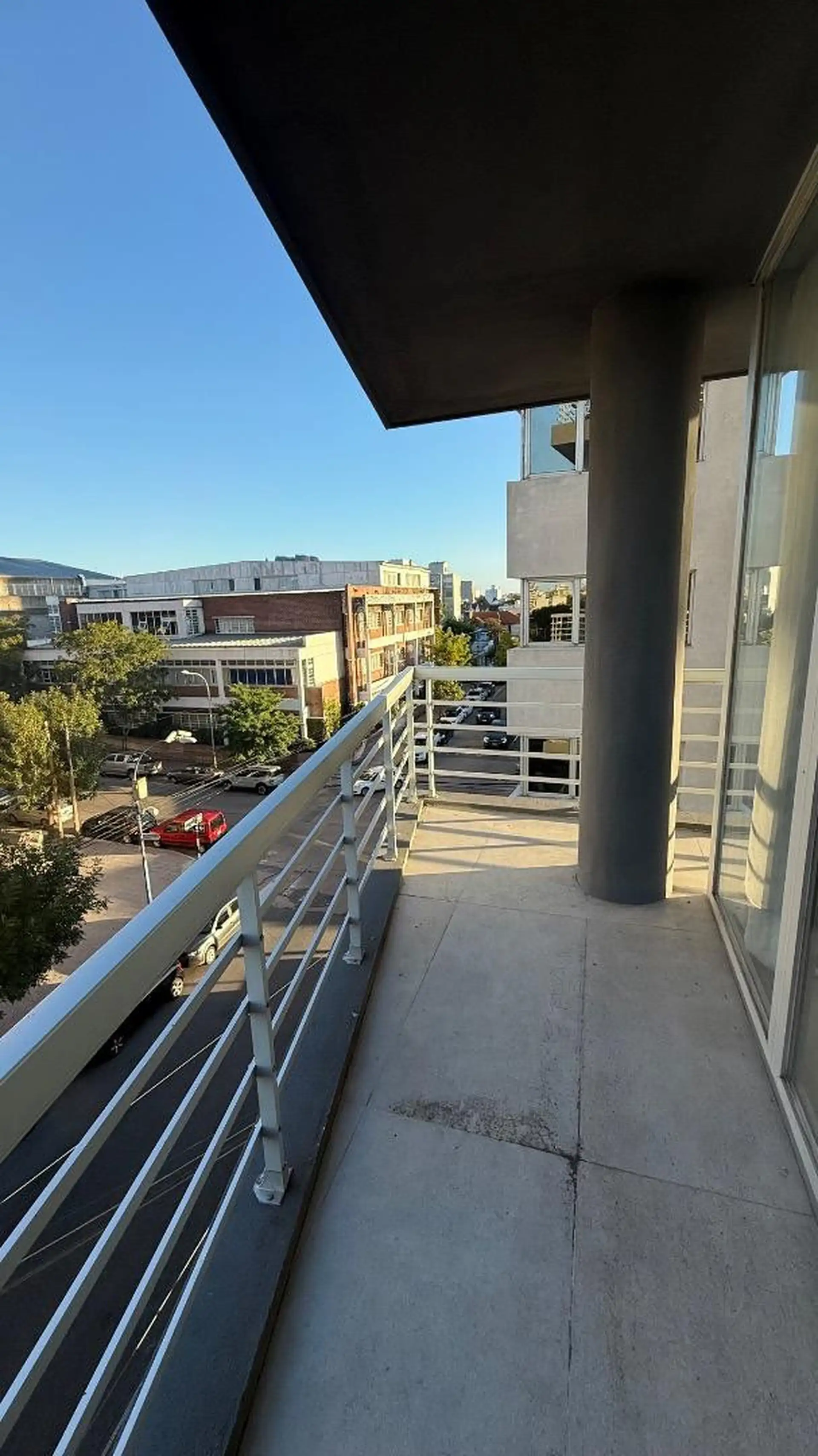 Dpto. Residencial 3 Amb. Barrio Chauvin