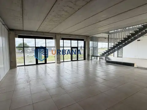 Local en Alquiler en Parque Futura, $ 800.000