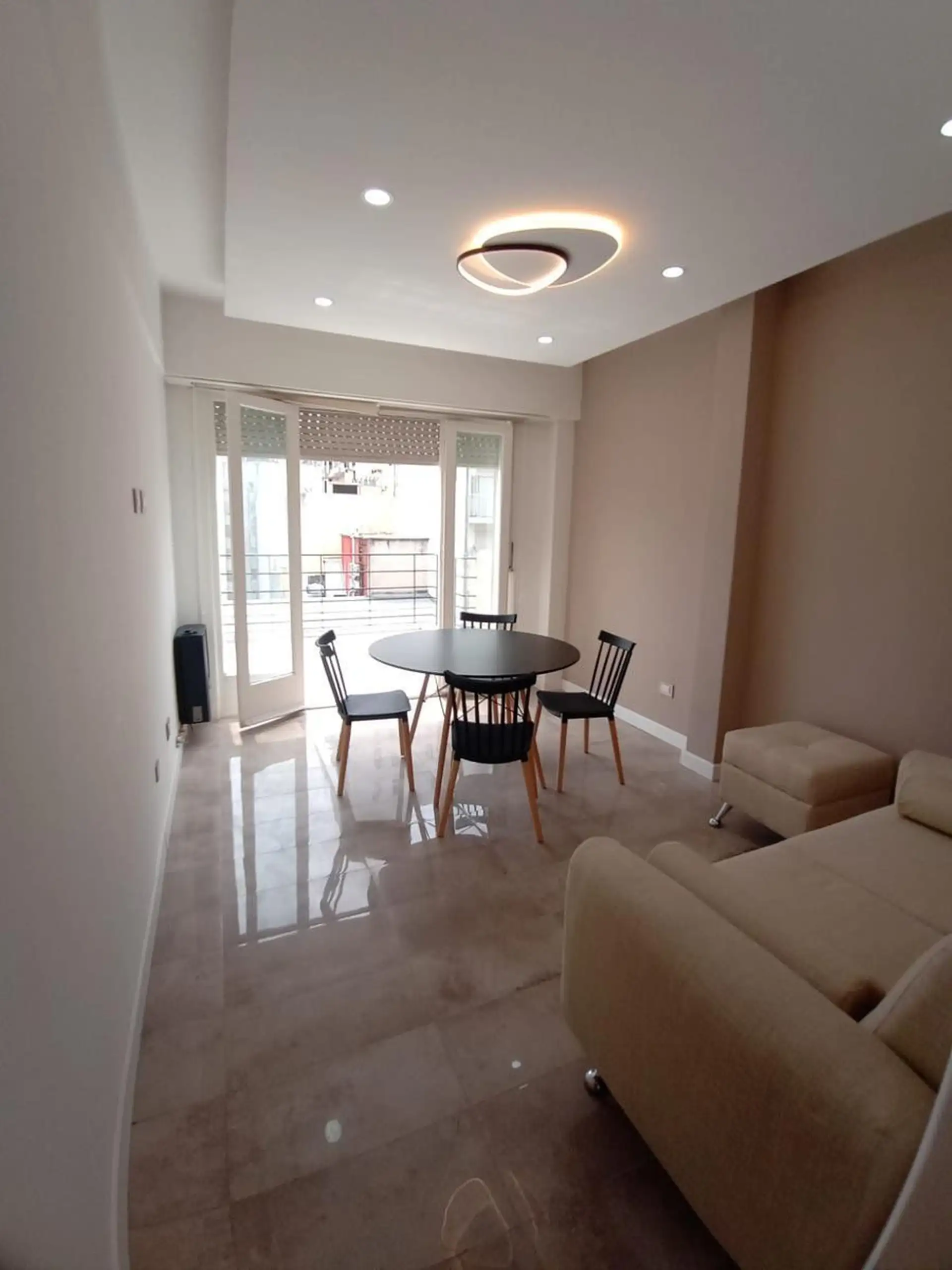 Venta de departamento - 3 ambientes - Balcón terraza - Reciclado - Centro - Mar del Plata