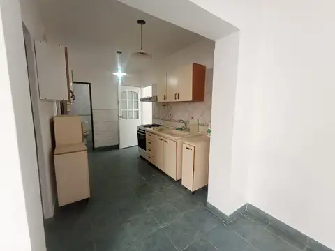 Depto Tipo Casa 3 ambientes con 1 baño