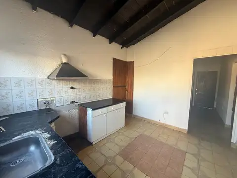 CASA EN ALQUILER EN BELLA VISTA