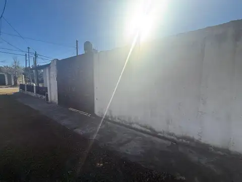 Casa en Alquiler con 1 cochera
