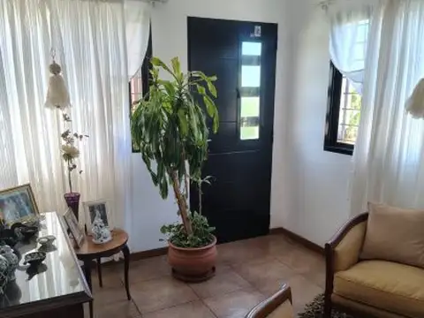 Ibarlucea, Calle 9 N°4192