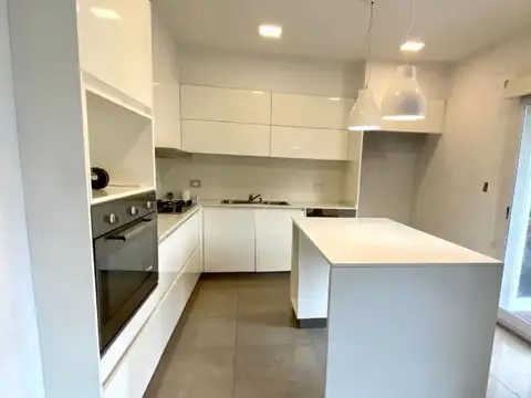 Casa en Alquiler de 3 dormitorios
