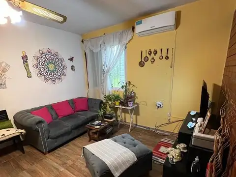 DEPARTAMENTO  4 AMBIENTES