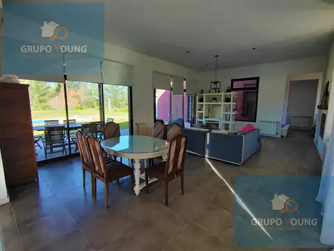 ALQUILER Casa con piscina barrio cerrado en Campos de Roca I
