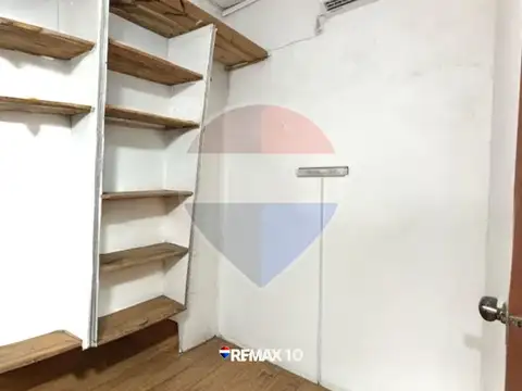 Casa en Alquiler con 1 cochera