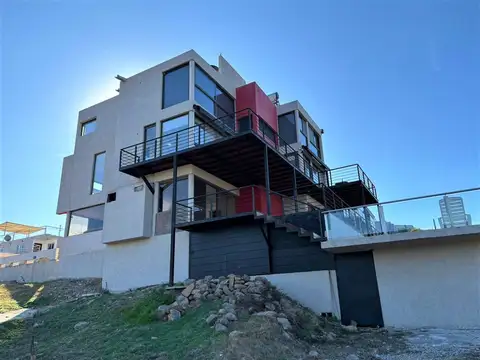VENDE IMPONENTES DUPLEX VISTA DEL LAGO CARLOS PAZ