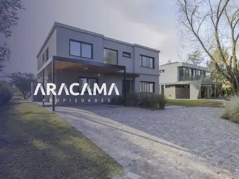 Casa en Venta en Saint Thomas Este Oeste - Canning