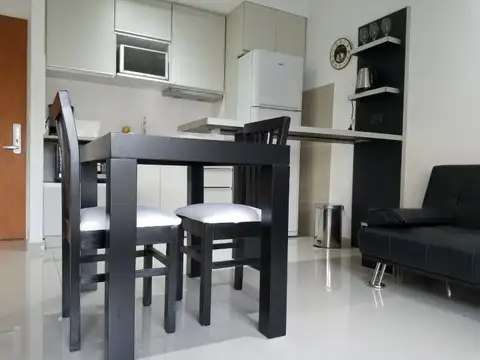 Palermo, Fitz Roy 2300, piso 7, 2 amb, 50m2, u$s 1,200 + luz.