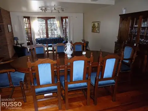 EXTRAORDINARIO CHALET c/ PISCINA