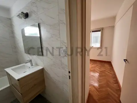 VENTA DEPARTAMENTO 2 AMBIENTES REFACCIONADO EN PLENO RECOLETA