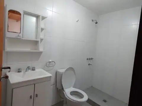 Departamento en Alquiler en Barrio Ampare, $ 400.000