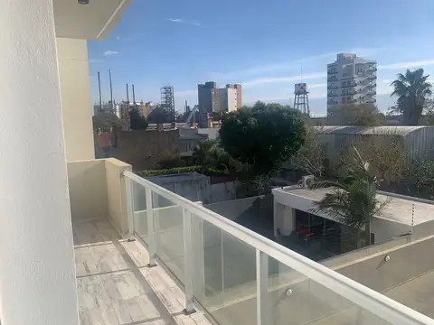 Calle 146 600, Piso 1