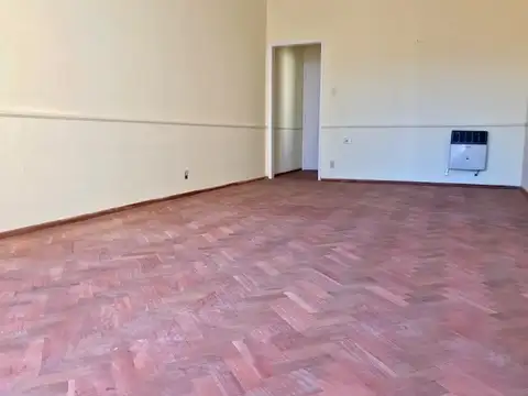 Paraguay 500, Piso 7