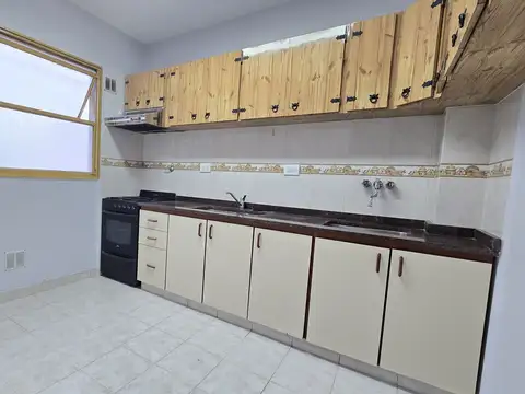 Departamento en Alquiler en Flores, $ 750.000