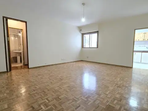 Departamento 2 ambientes muy luminoso, excelente ubicación
